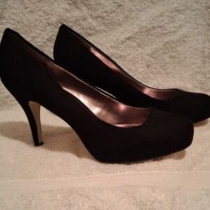 Madden Girl Classic Black Heels
